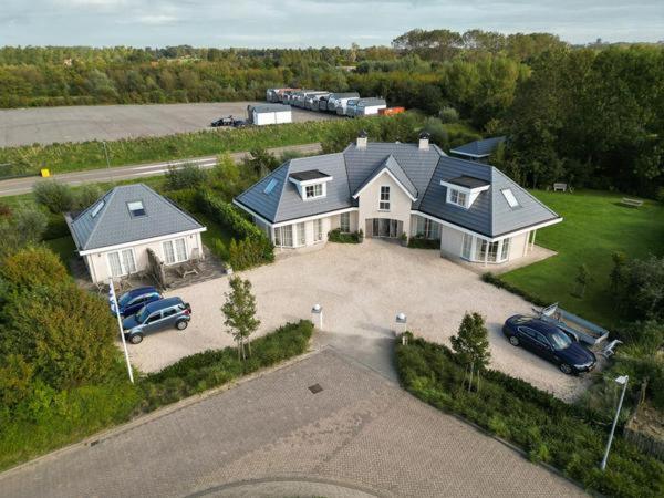 Luxe Prive-Kamer - Studio In Villa Aan Zee, Dishoek, Vernieuwd Екстер'єр фото